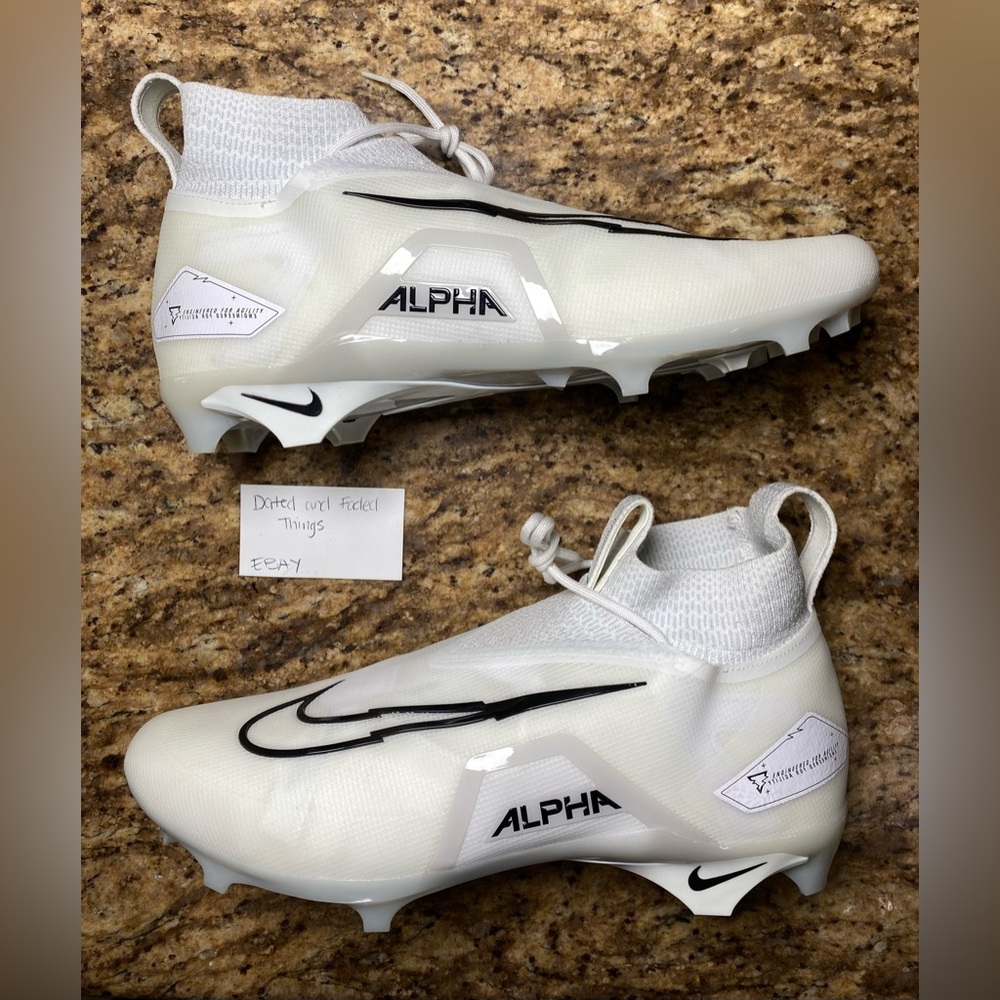 Men’s Size 16 Alpha Menace Elite‎ 3 Football Cleats White DM1792-109 *NEW*
